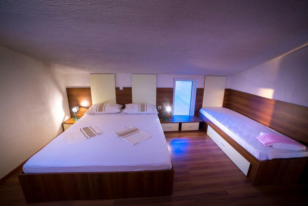 Apartmani Fuza Rab Supetarska Draga Exterior foto